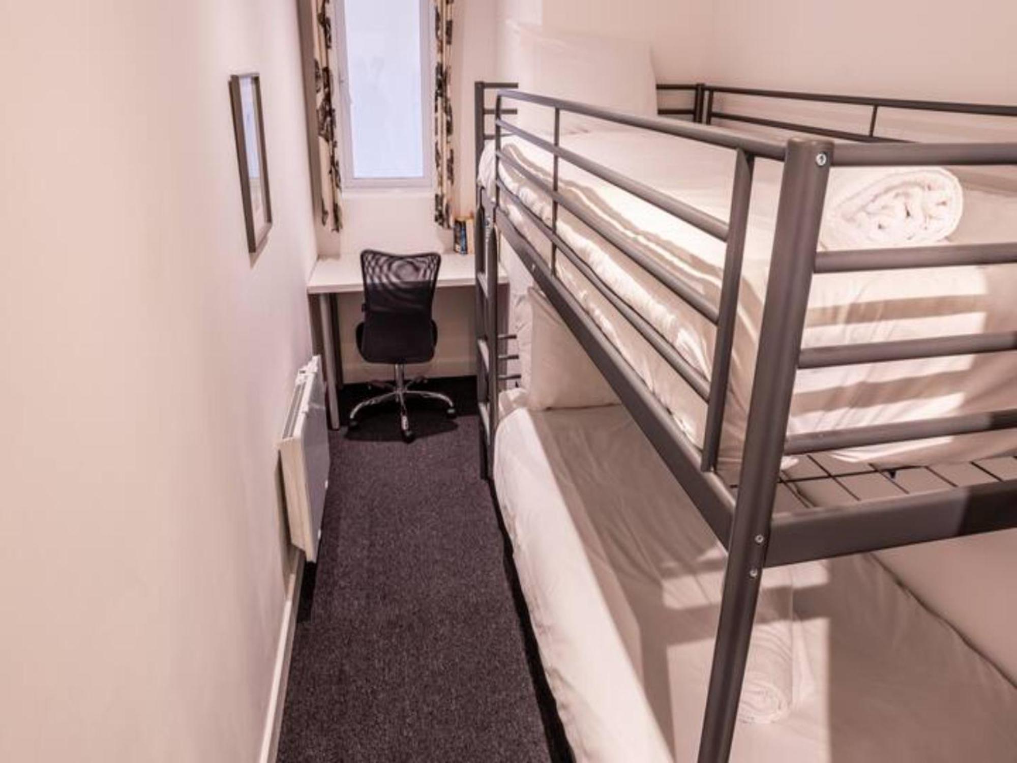 Newly Renovated Ideally Situated 2 Bedroom Flat Bournemouth Kültér fotó